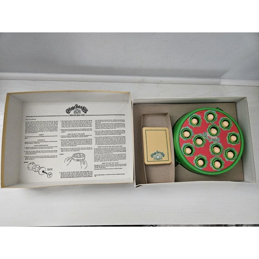 Vintage CABBAGE‎ PATCH KIDS 1984 Hide and Seek Game Milton Bradley Made In USA